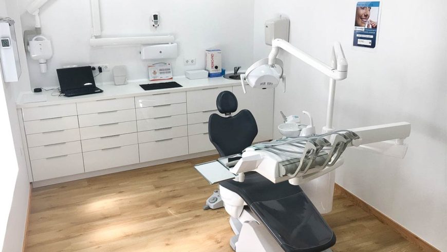 Cómo elegir al mejor dentista de Torremolinos