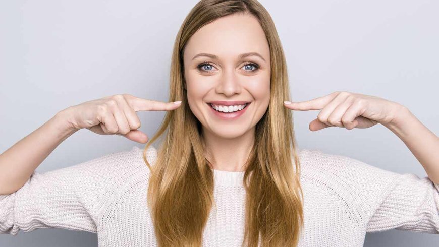 ¿Cómo agrandar los dientes pequeños?