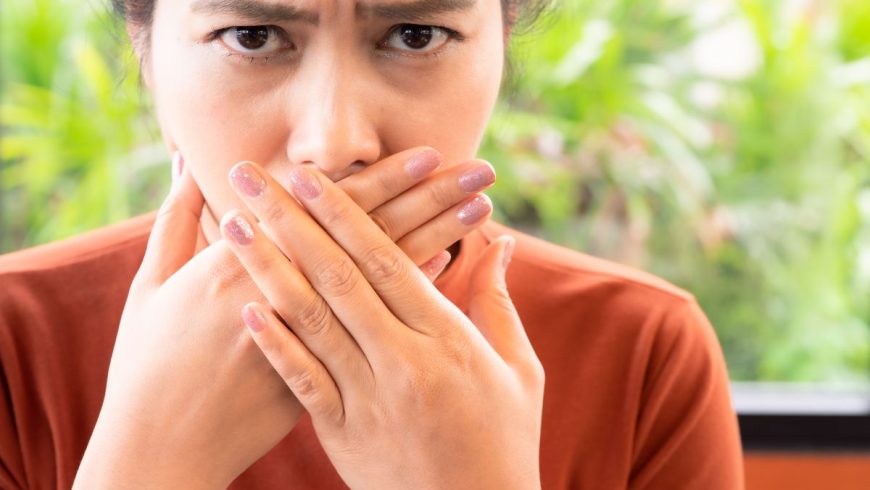 Cómo evitar la halitosis o mal aliento.